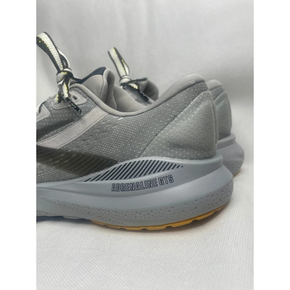Brooks Adrenaline GTS 24 Run Sneakers Mens Size US 7.5 D Alloy White Gold Shoes
